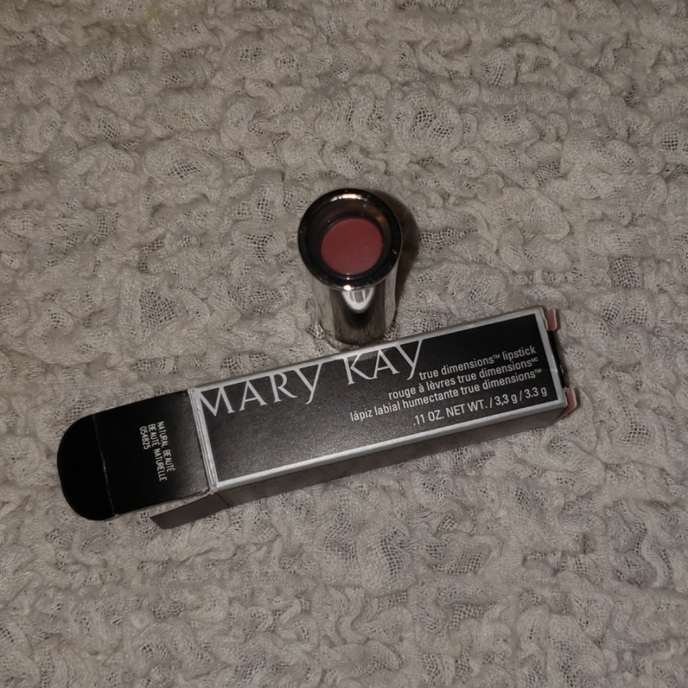 MK True Dimensions lip color